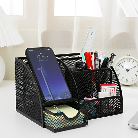 organiseur de bureau avec accessoires et-un portable