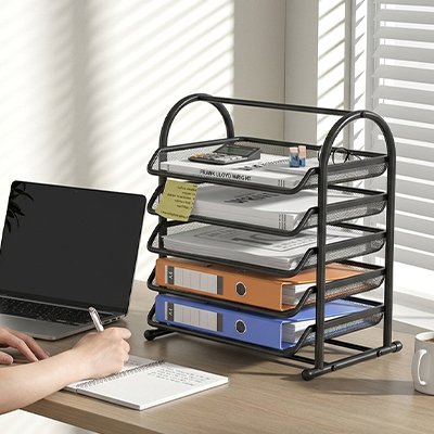 Organiseur de bureau Varnys avec montants latéraux arqués pour stabilité et design moderne.